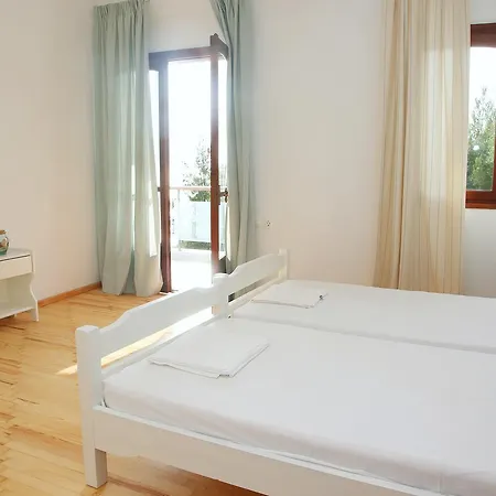 Romaric Mt. Garden House, Siviri Βίλα *
