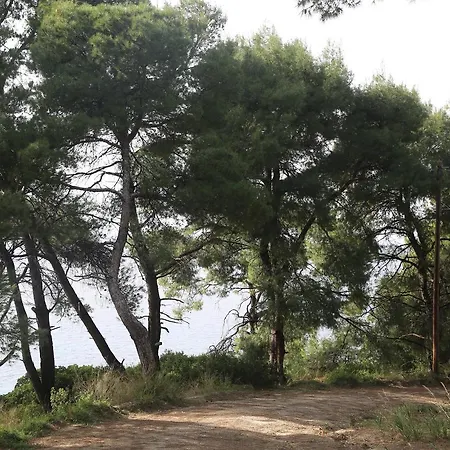 Romaric Mt. Garden House, Siviri